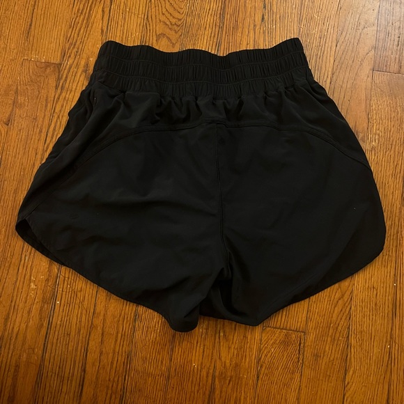 Running Short - Picture 5 of 7